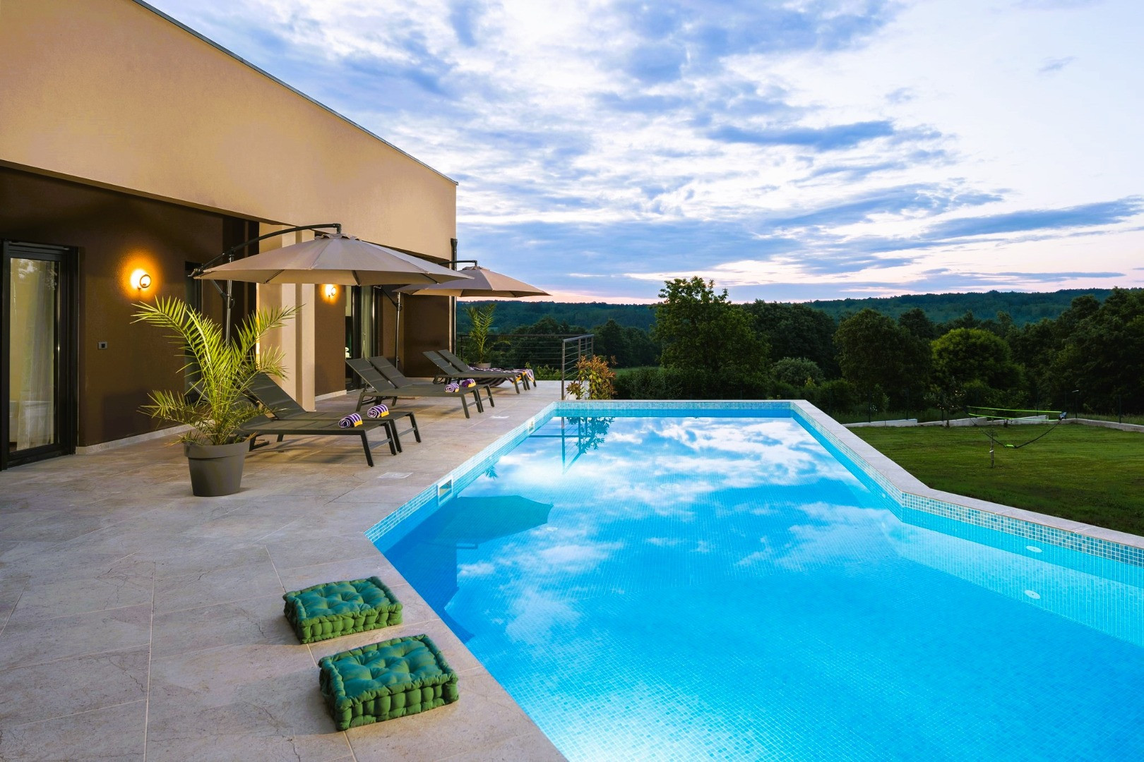 Modern villa in central Istria large pool & hot tub - Enjoy the large pool and hot-tub, magical view of nature and peaceful moments, Villa Manuela with pool, Batlug, Istria, Croatia Batlug